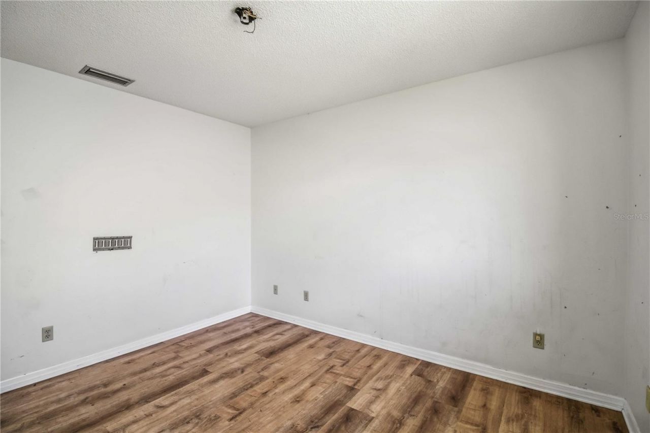 2715 27th Avenue Drive W, Bradenton, FL 34205 Photo