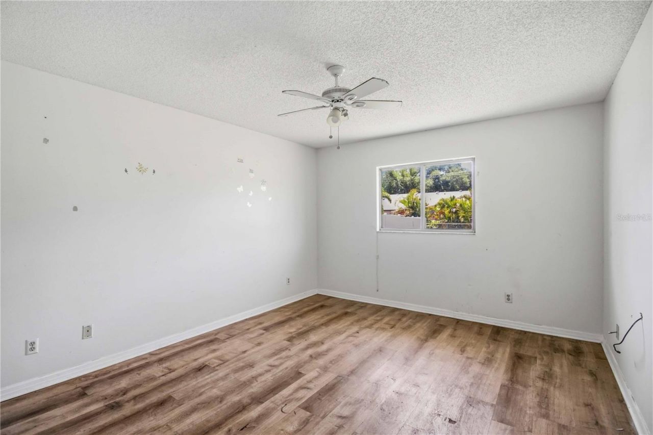 2715 27th Avenue Drive W, Bradenton, FL 34205 Photo