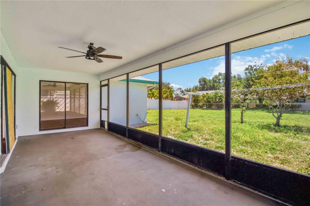 2715 27th Avenue Drive W, Bradenton, FL 34205 Photo