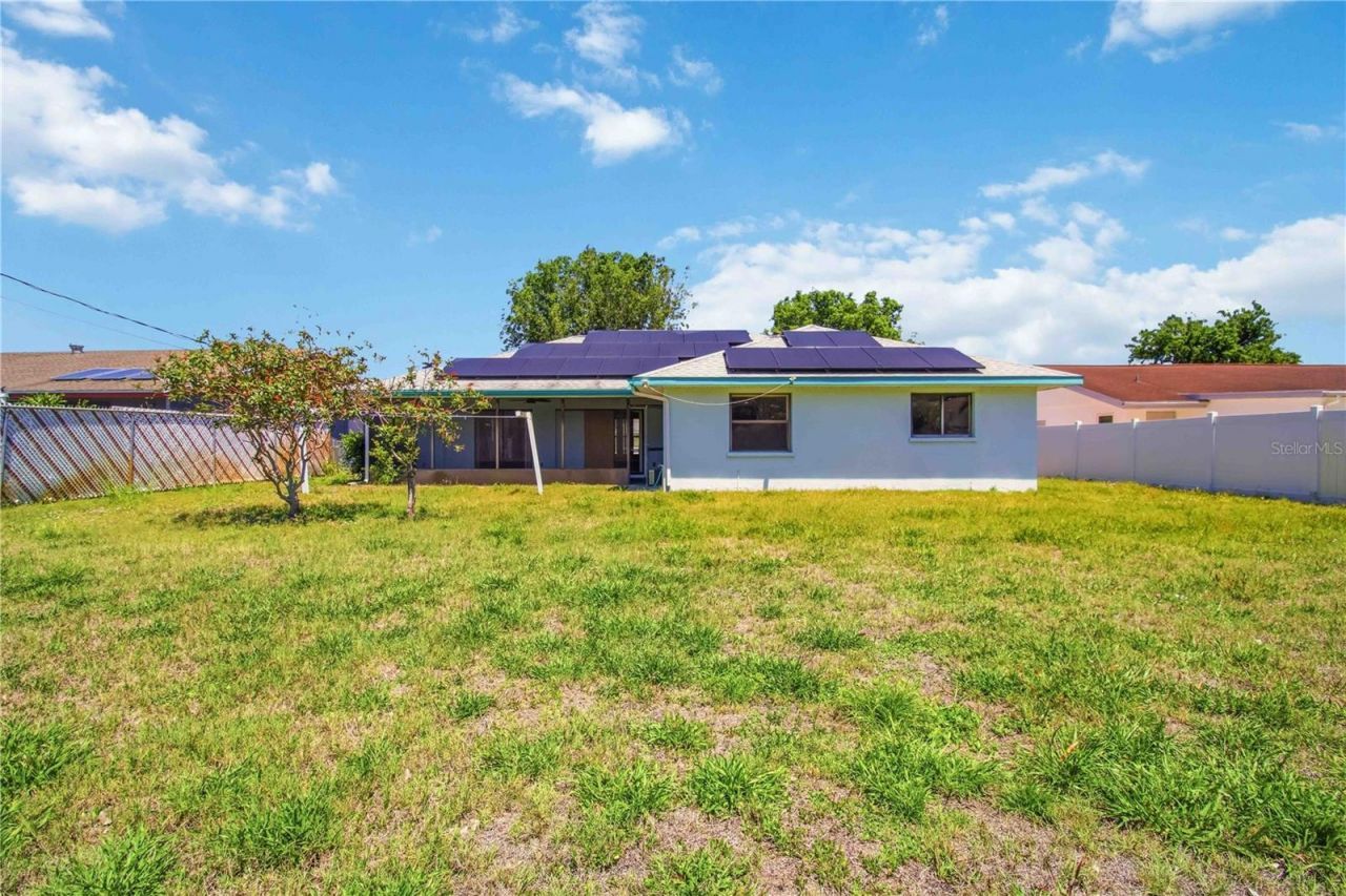 2715 27th Avenue Drive W, Bradenton, FL 34205 Photo