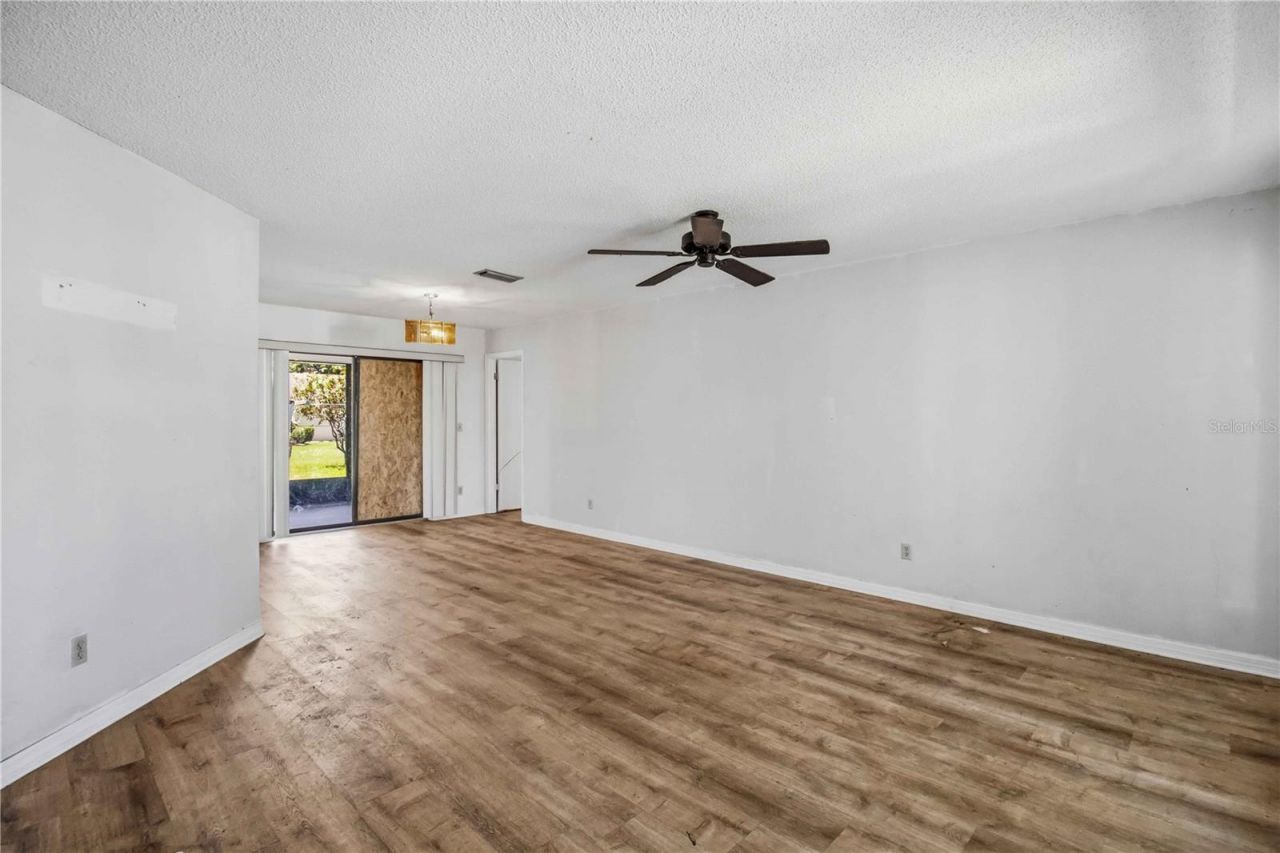 2715 27th Avenue Drive W, Bradenton, FL 34205 Photo