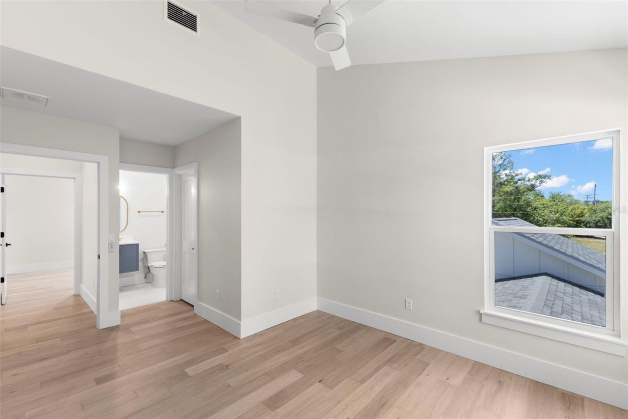 1100 8th Street N, Saint Petersburg, FL 33701 Photo