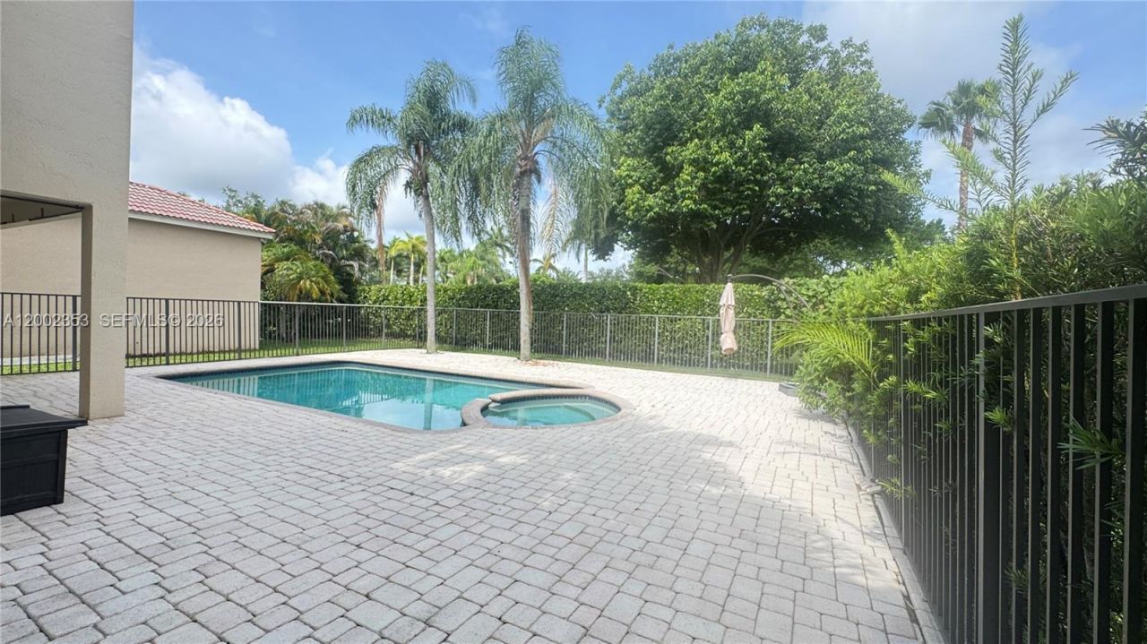 1115 Camellia Cir, Weston, FL 33326 Photo