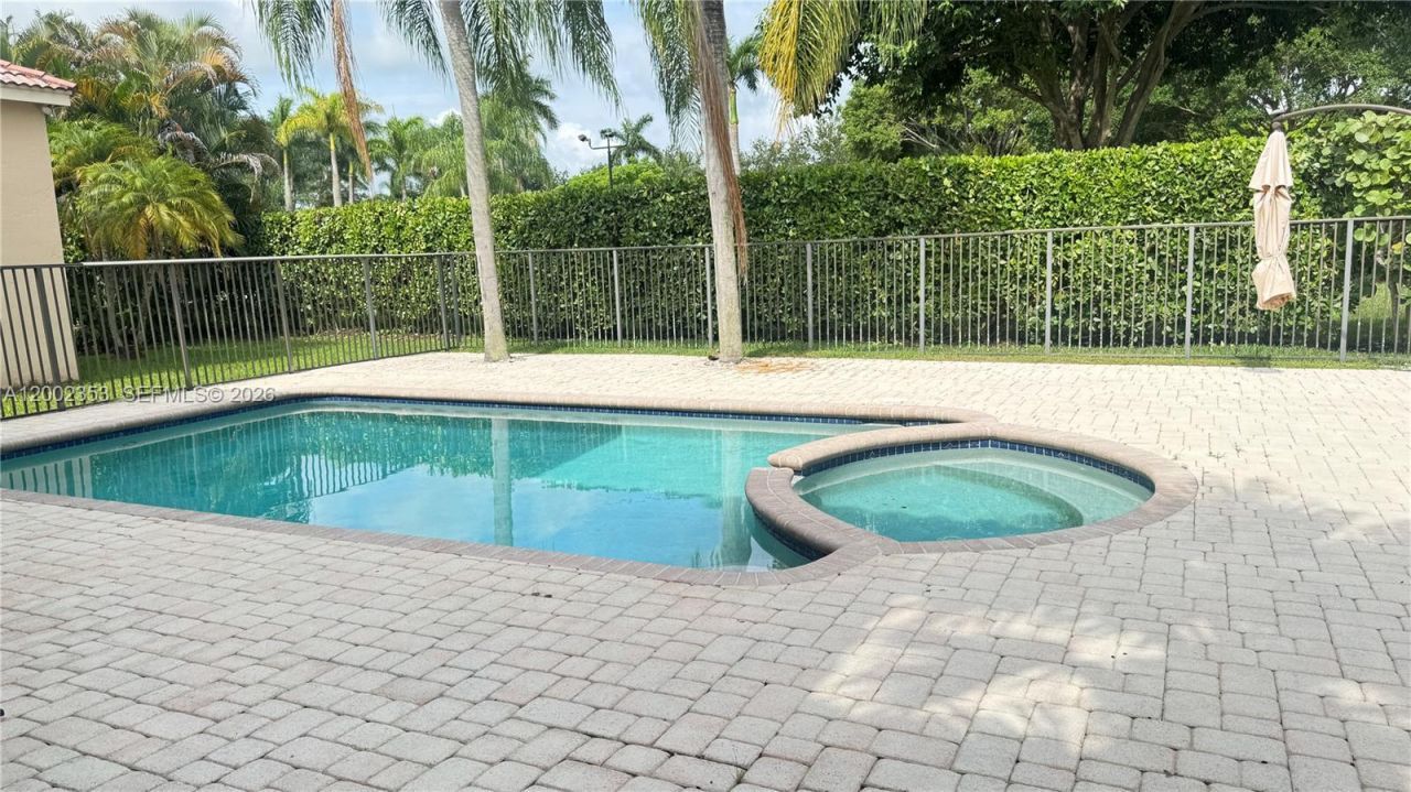 1115 Camellia Cir, Weston, FL 33326 Photo