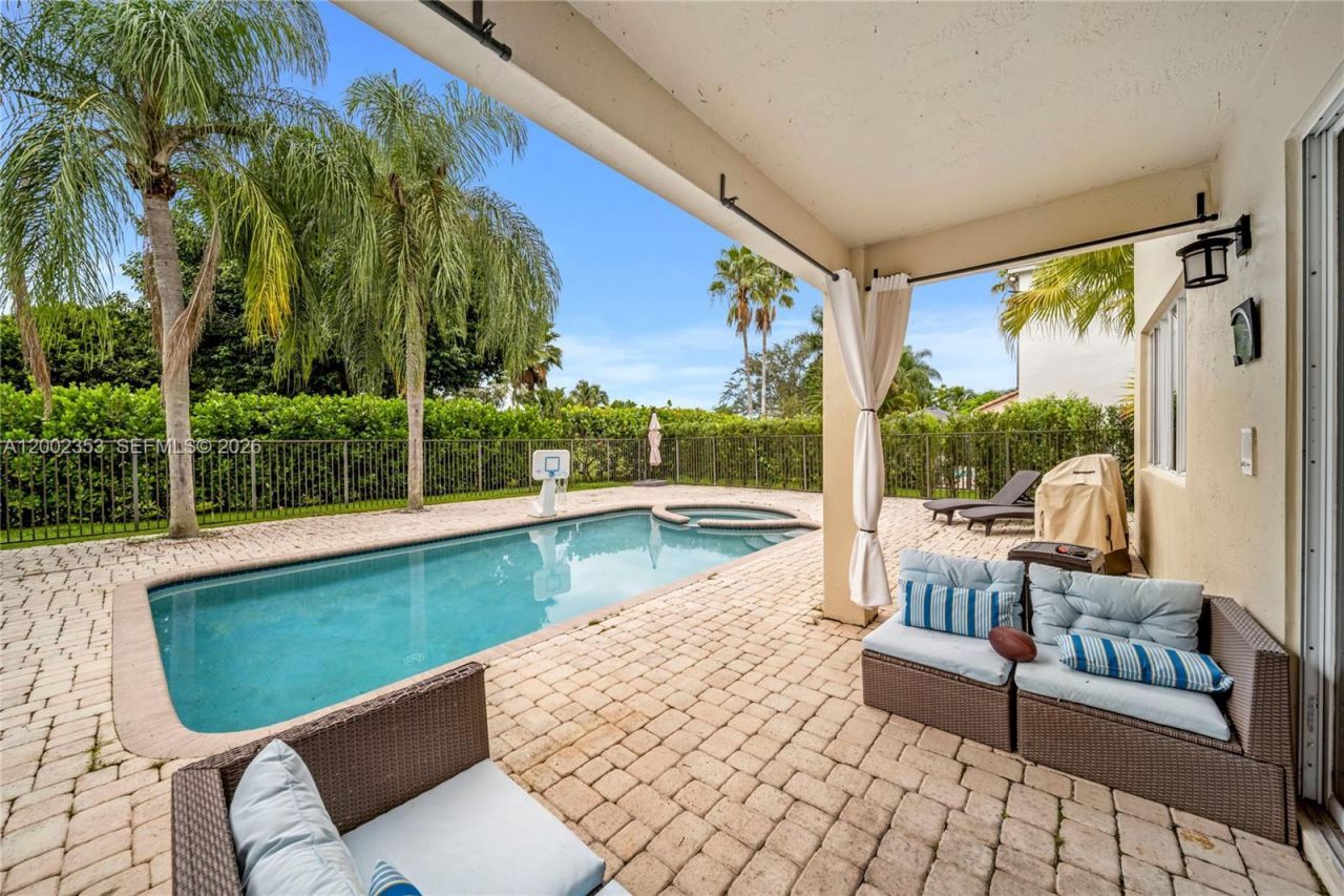 1115 Camellia Cir, Weston, FL 33326 Photo
