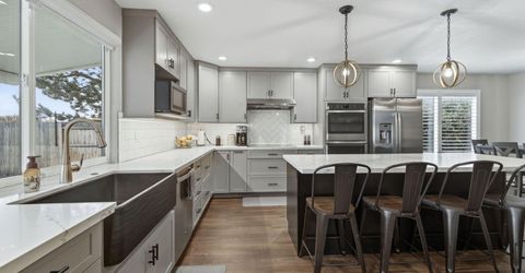 5675 W Brookdale Drive, Reno, NV 89523 Photo