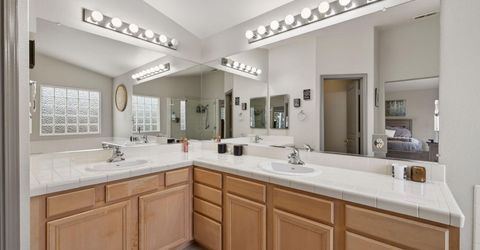 5675 W Brookdale Drive, Reno, NV 89523 Photo