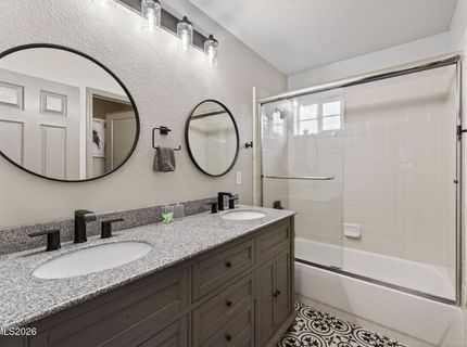 5675 W Brookdale Drive, Reno, NV 89523 Photo