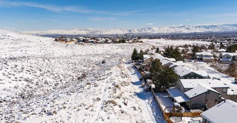 5675 W Brookdale Drive, Reno, NV 89523 Photo