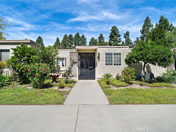 440 Avenida Sevilla, Unit B, Laguna Woods, CA 92637