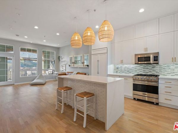 13020 Pacific, Unit 401, Playa Vista, CA 90094