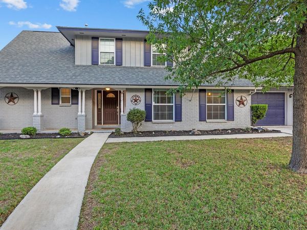 8338 DELPHIAN DR, Universal City, TX 78148