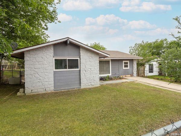 5302 WAR CLOUD DR, San Antonio, TX 78242