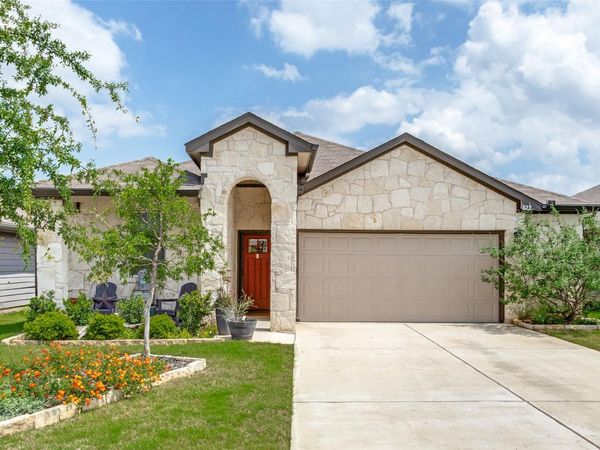 822 Pease River WAY , Hutto, TX 78634
