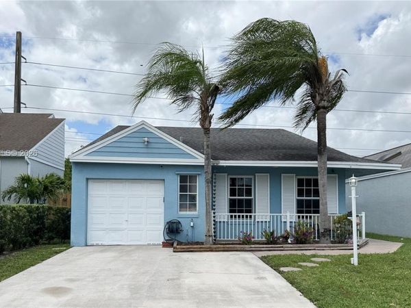 14638 SW 128th Ct Rd , Miami, FL 33186