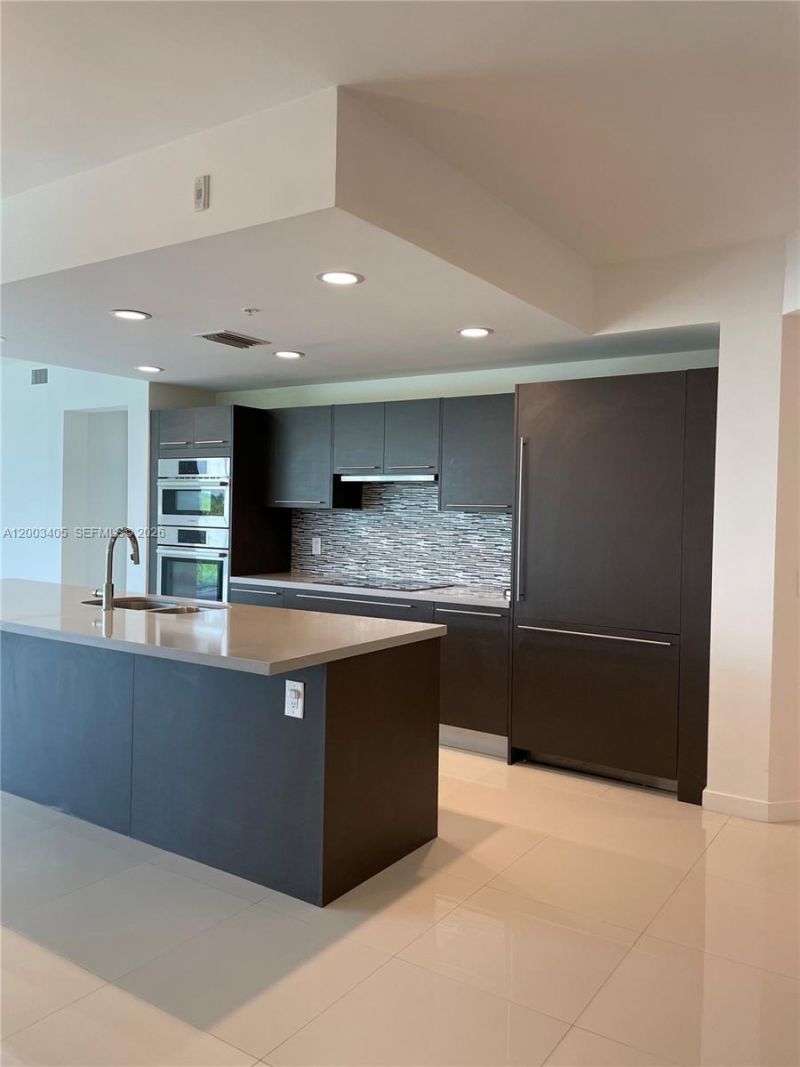 7751 NW 107th Ave, Unit 411, Doral, FL 33178 Photo