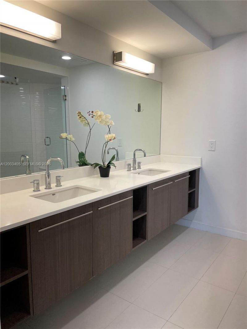 7751 NW 107th Ave, Unit 411, Doral, FL 33178 Photo