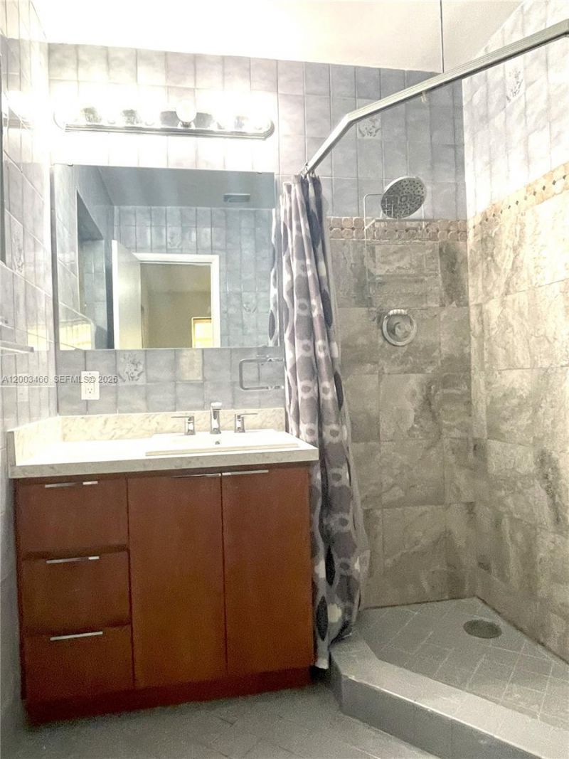 1556 San Benito Ave, Unit 1556, Coral Gables, FL 33134 Photo