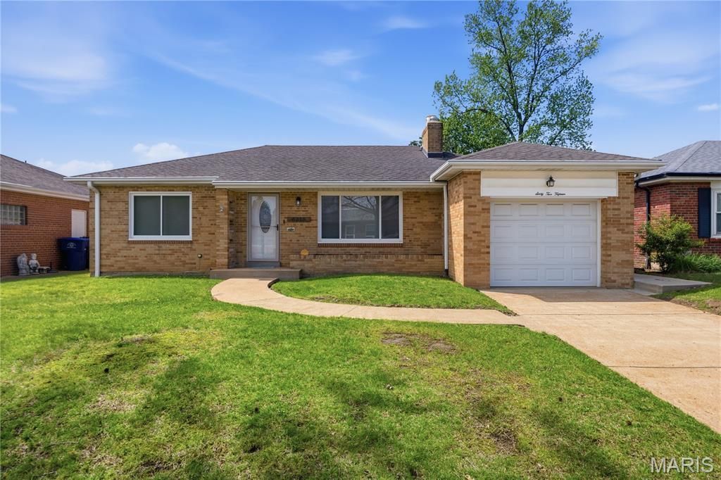 6215 Southland Avenue, Saint Louis, MO 63109 Main Photo