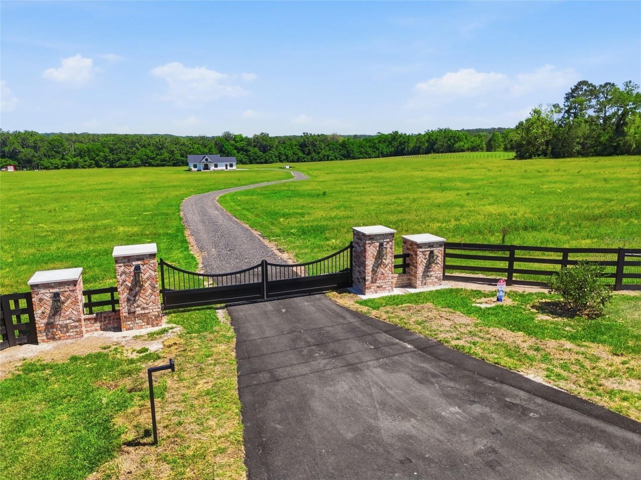 18605 NW County Road 235a, Alachua, FL 32615 Photo