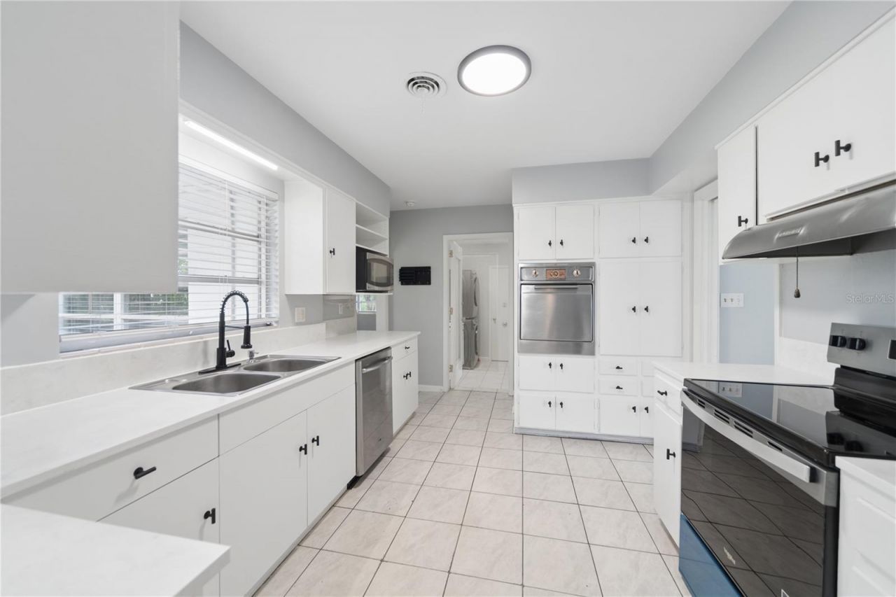 606 Briarcliffe Street , Sanford, FL 32773 Photo