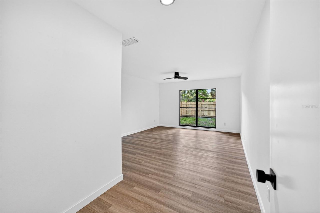 14841 Oak Vine Drive , Lutz, FL 33559 Photo