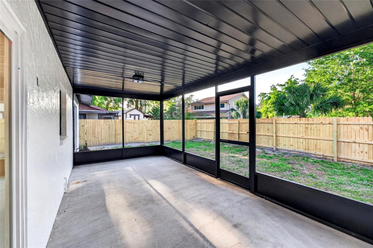 14841 Oak Vine Drive , Lutz, FL 33559 Photo