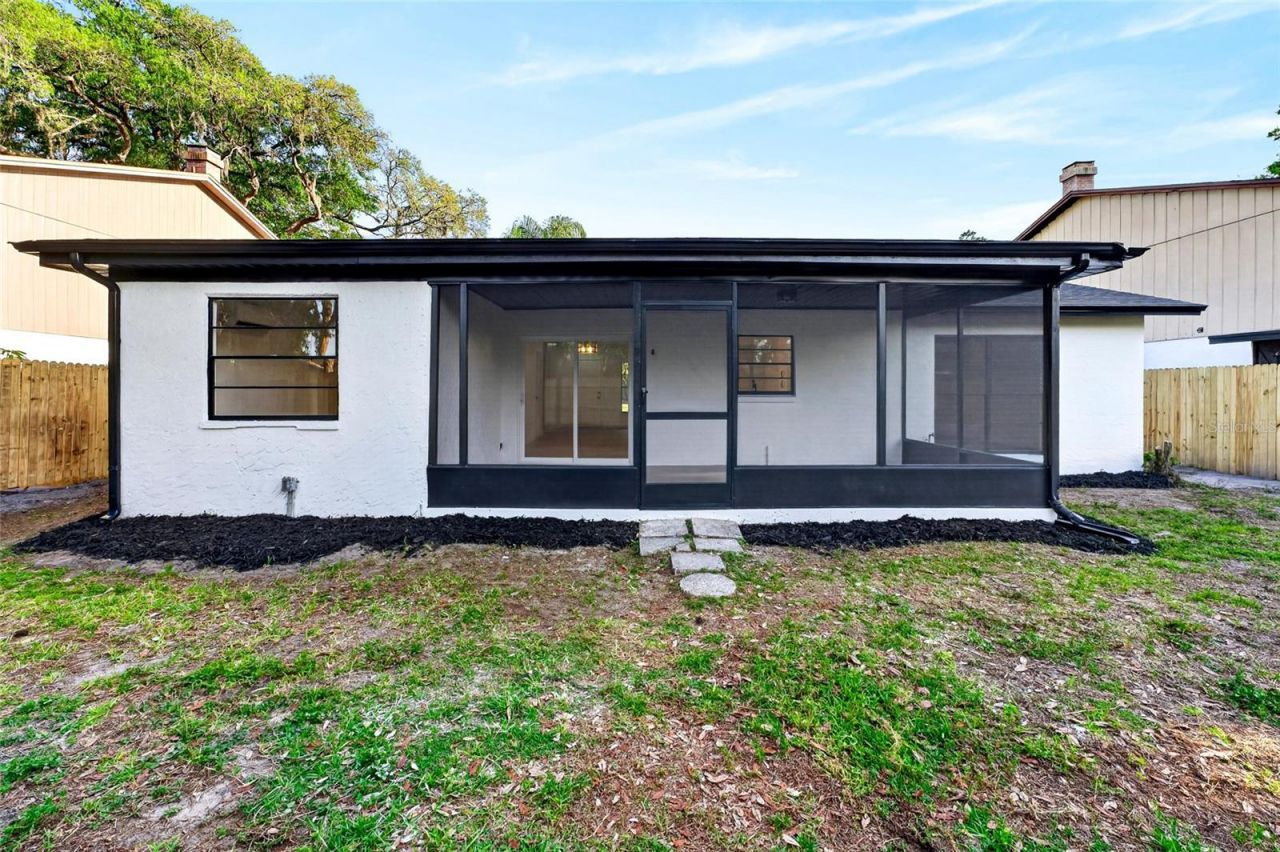 14841 Oak Vine Drive , Lutz, FL 33559 Photo