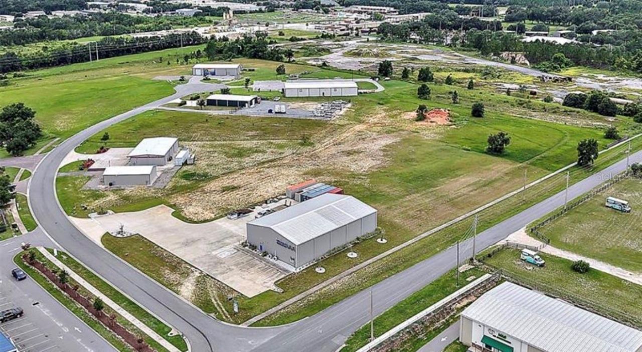 1721 Leesburg Commons Court , Leesburg, FL 34748 Photo