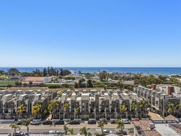 2537 State St., Carlsbad, CA 92008