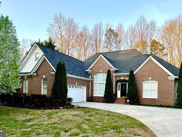 114 Springbrook Drive, Cornelia, GA 30531