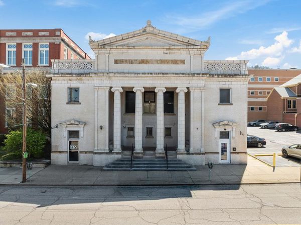 2112 Market Street, Wheeling, WV 26003