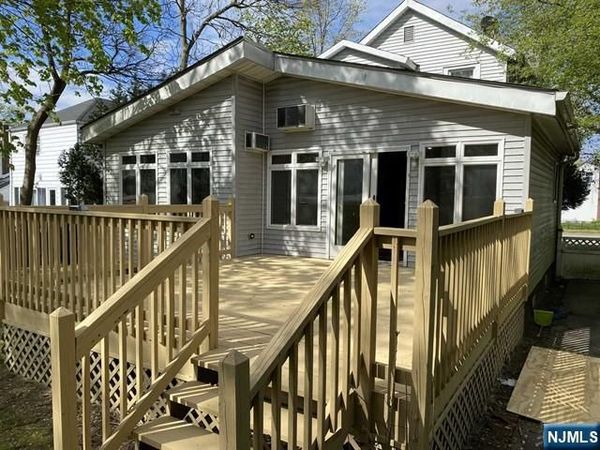 99 Lincoln Avenue, BERGENFIELD, NJ 07621