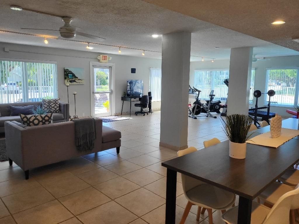 550 Bayshore Drive, Unit 104, Fort Lauderdale, FL 33304 Photo