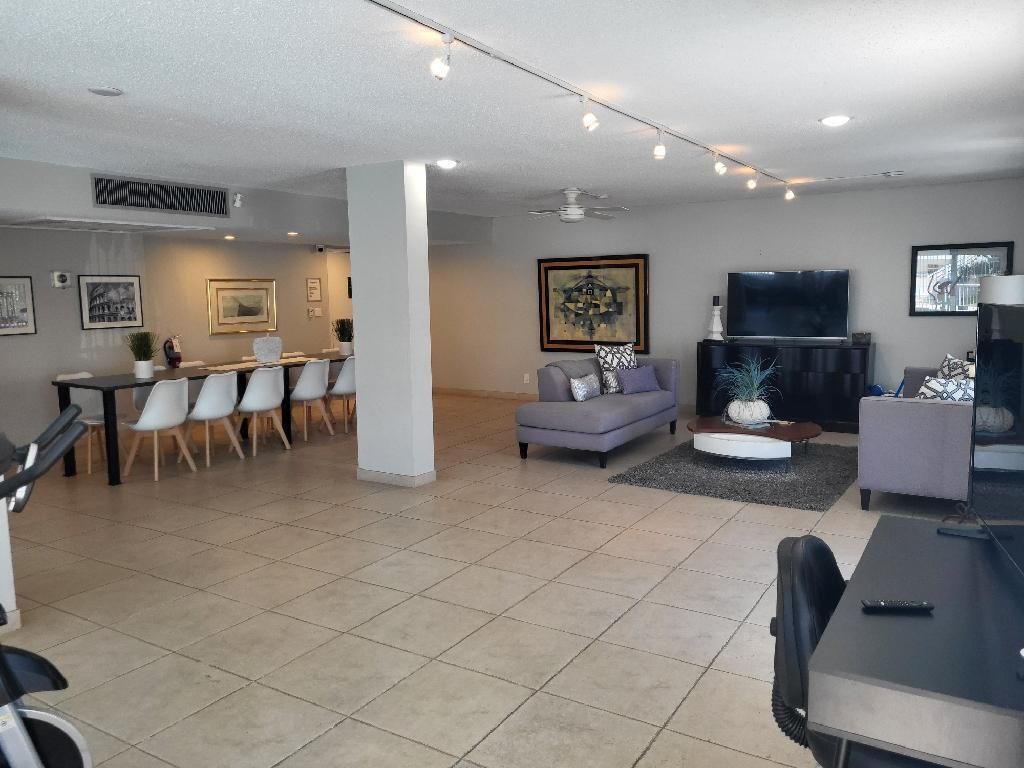 550 Bayshore Drive, Unit 104, Fort Lauderdale, FL 33304 Photo