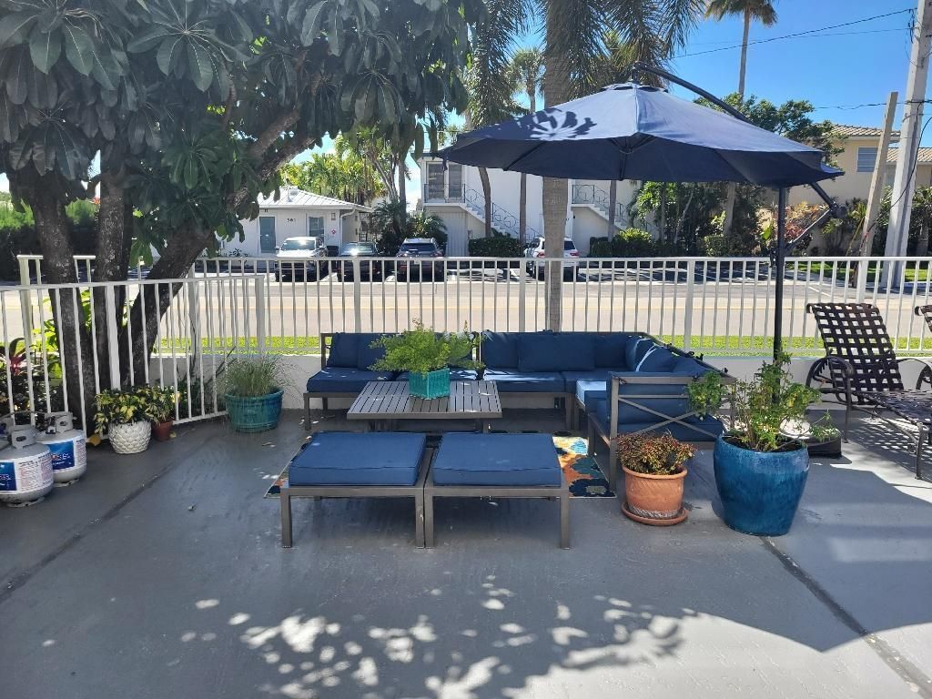 550 Bayshore Drive, Unit 104, Fort Lauderdale, FL 33304 Photo