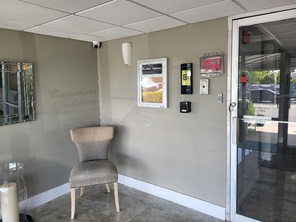 550 Bayshore Drive, Unit 104, Fort Lauderdale, FL 33304 Photo