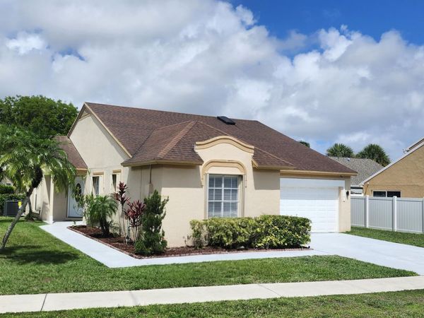 22561 Middletown Drive, Boca Raton, FL 33428
