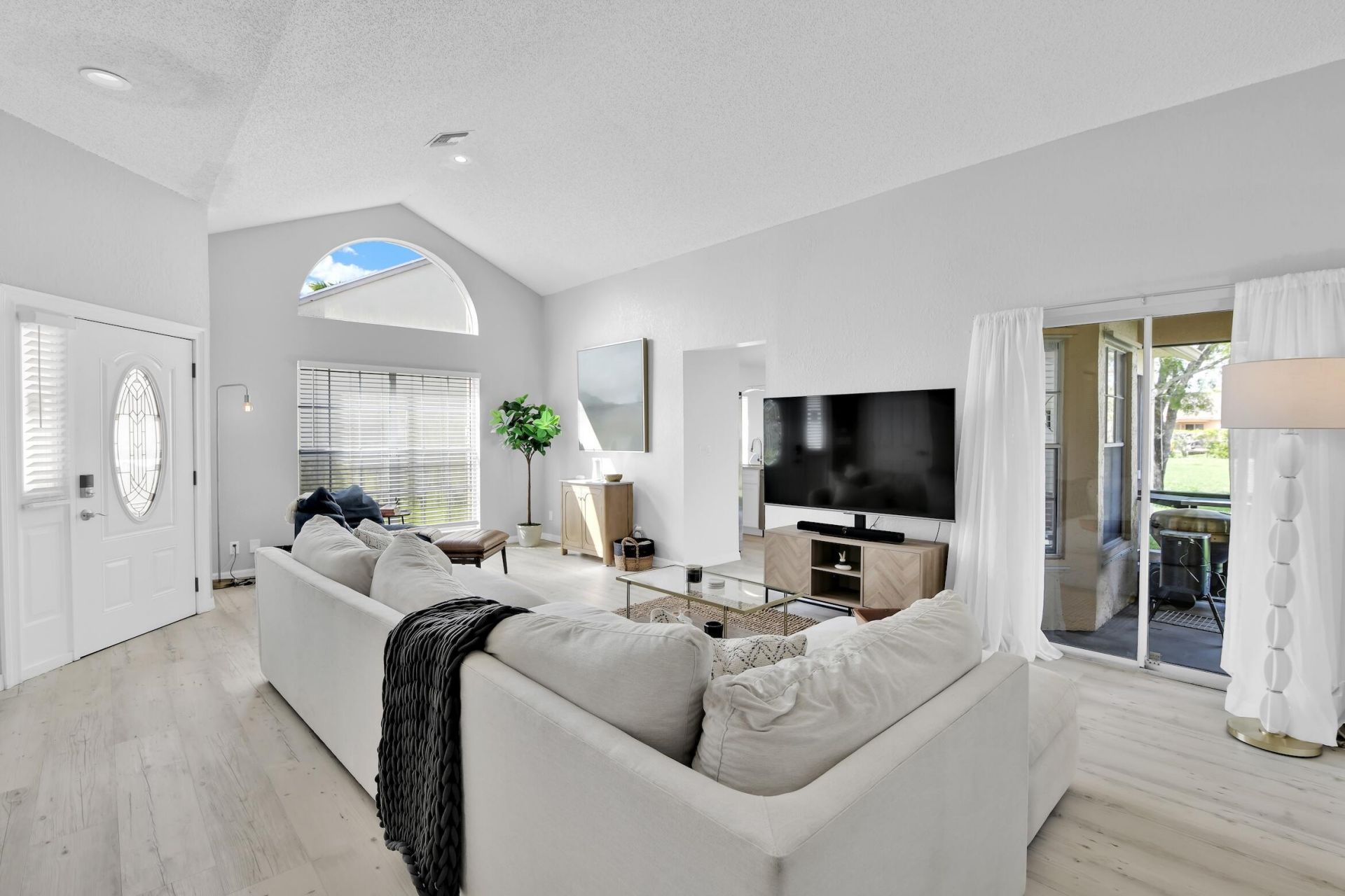 22561 Middletown Drive, Boca Raton, FL 33428 Photo
