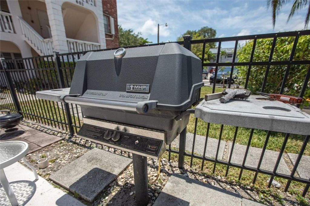 601 SE 5th Court, Unit 108, Fort Lauderdale, FL 33301 Photo