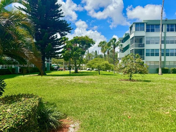 2741 Taft St , Unit 404, Hollywood, FL 33020