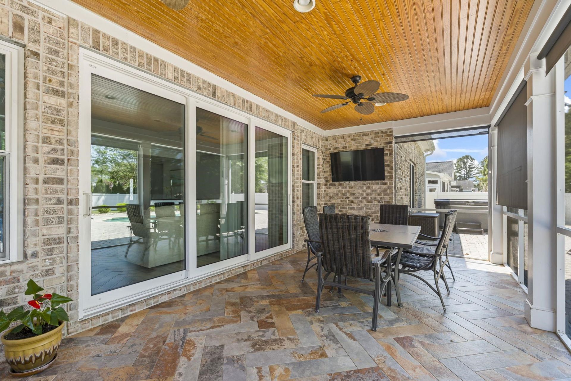 116 Triple Crown Ct. Photo 43