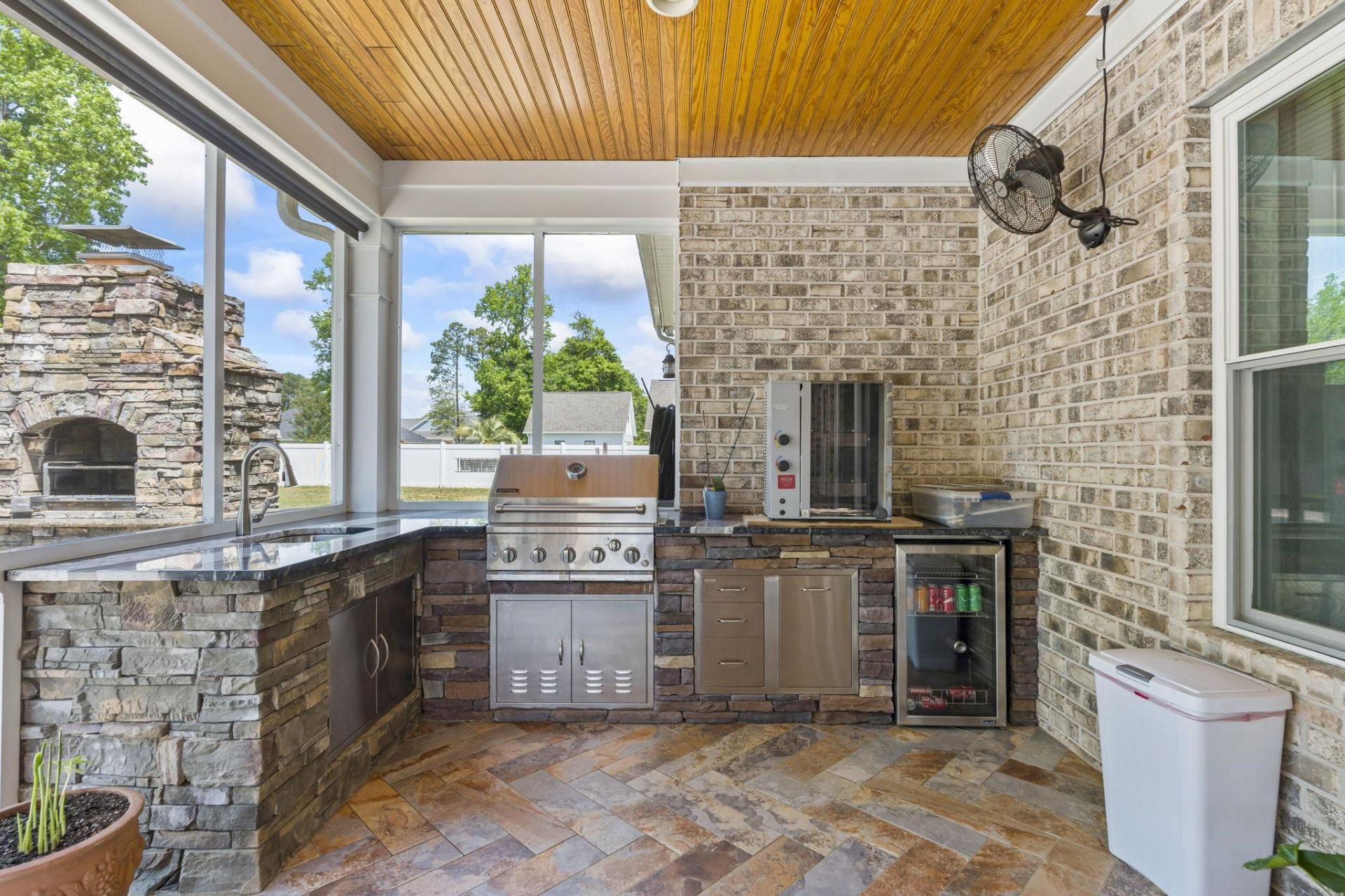 116 Triple Crown Ct. Photo 7