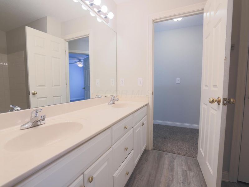 374 Rosewood Court, Powell, OH 43065 Photo 7