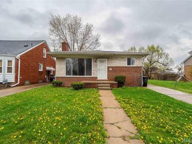 7282 Forrer Street , Detroit, MI 48228