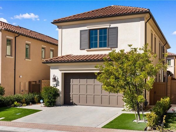 217 Piazza, Irvine, CA 92602