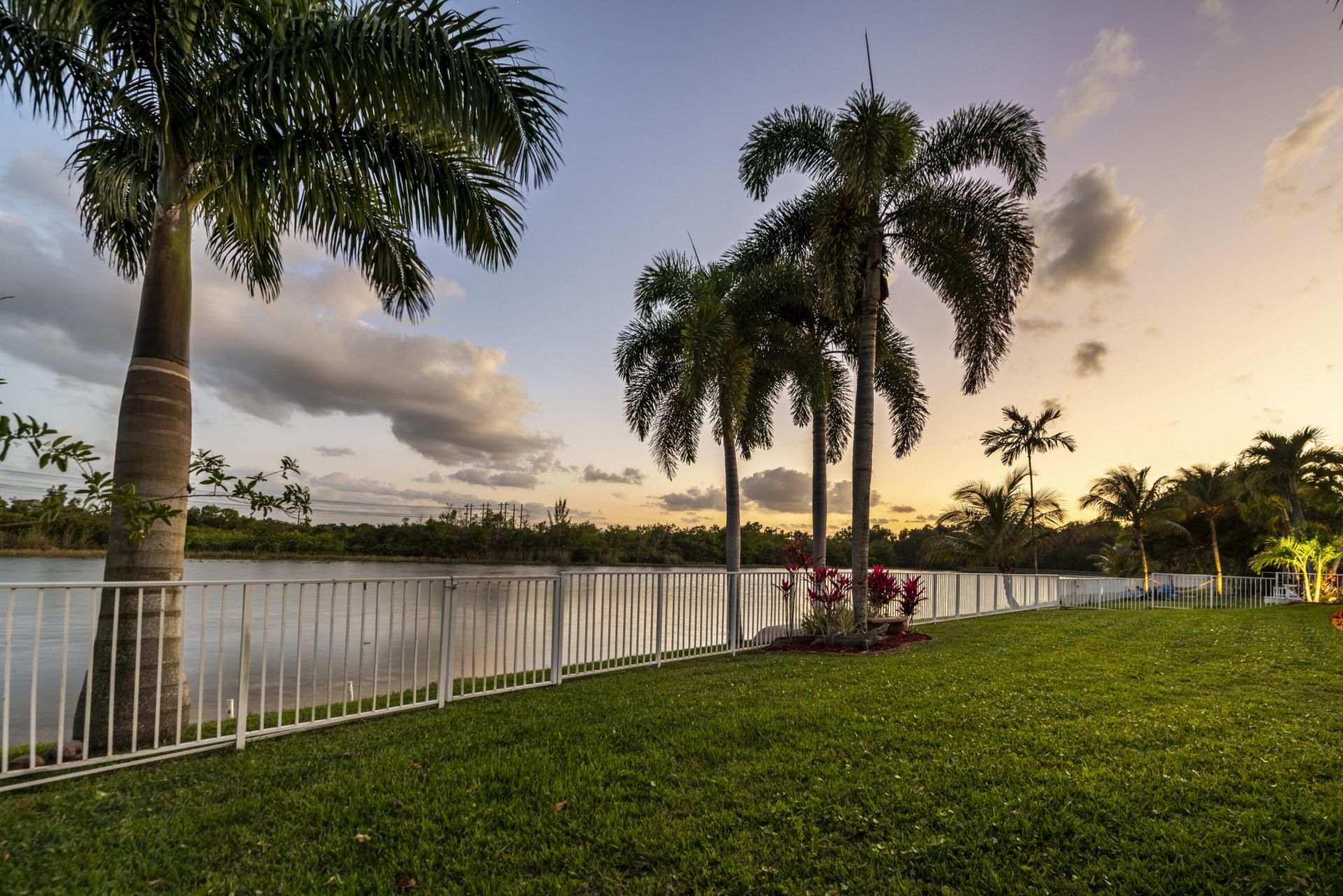 16446 Erie Place, Davie, FL 33331 Photo
