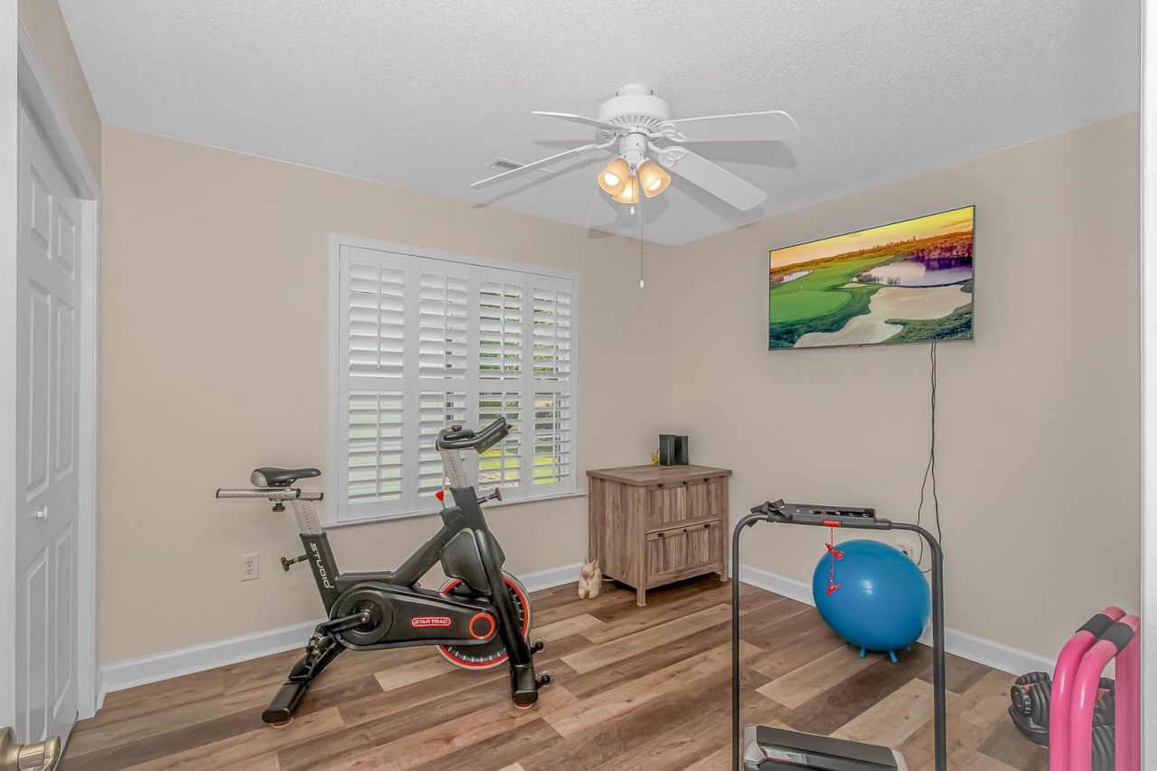 4330 Oakwood Circle Photo 22