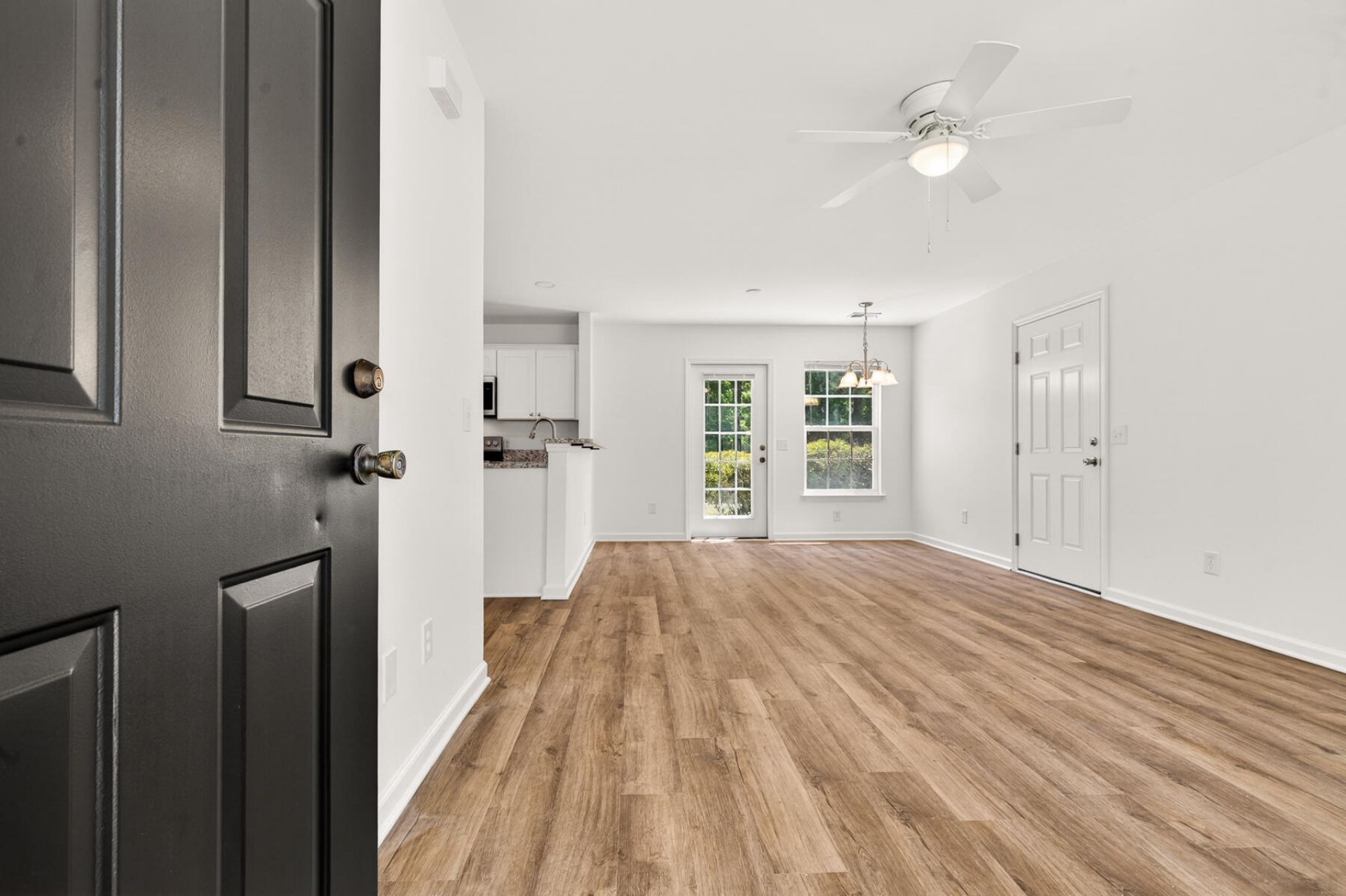 306 Winford Court Photo 18