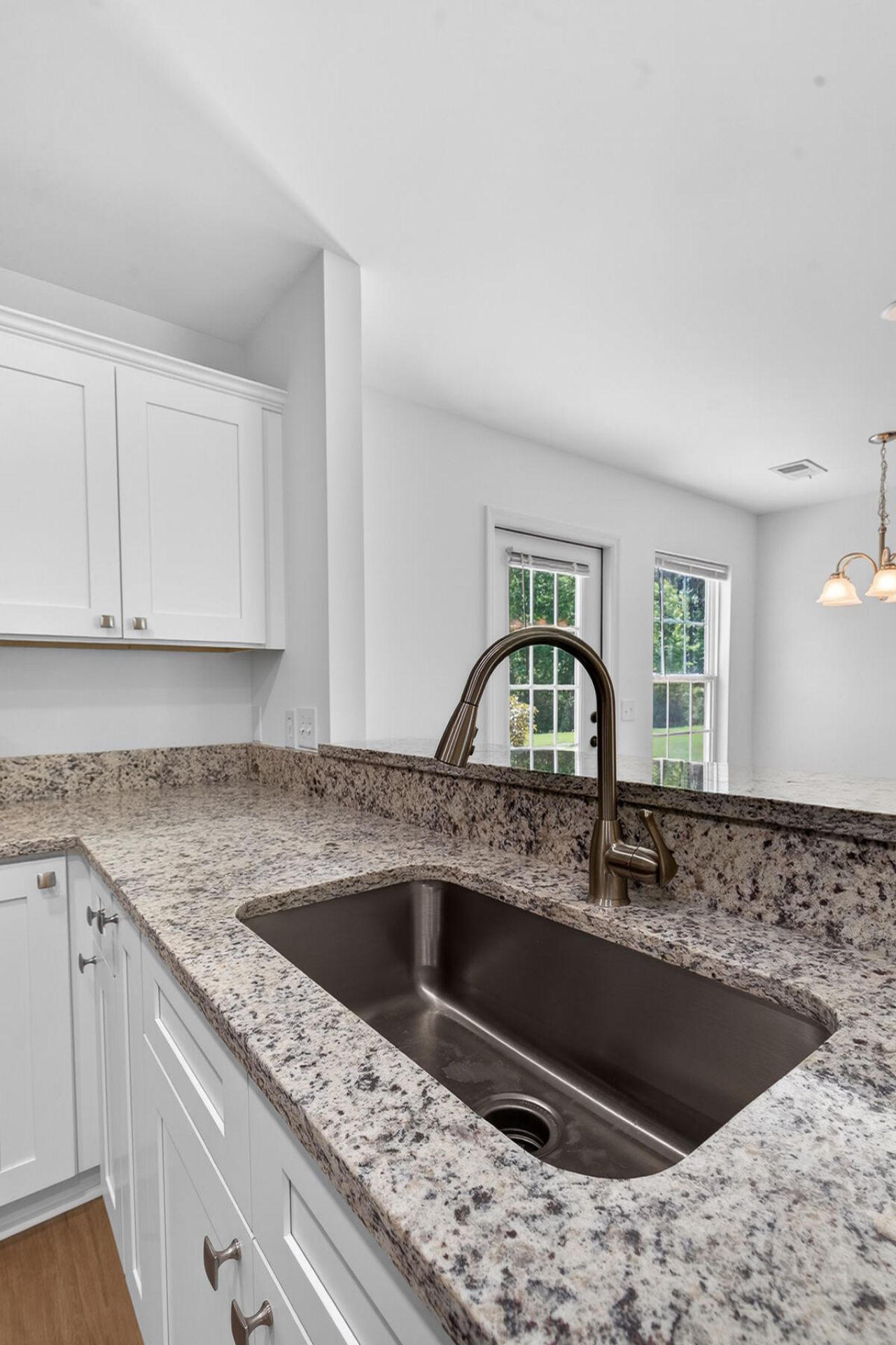 306 Winford Court Photo 34